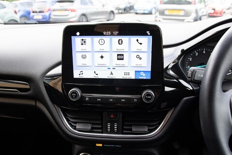 Ford Fiesta ZETEC 26