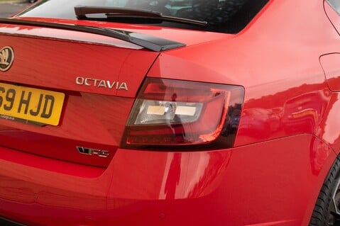 Skoda Octavia VRS CHALLENGE TSI DSG 9