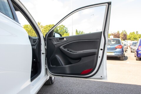 Hyundai i20 MPI SE 14