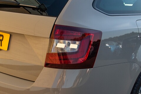 Skoda Octavia VRS TSI 9