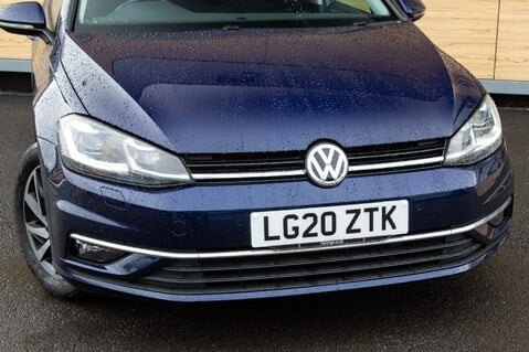 Volkswagen Golf MATCH EDITION TSI EVO DSG 10