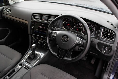 Volkswagen Golf MATCH EDITION TSI EVO DSG