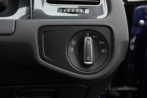 Volkswagen Golf MATCH EDITION TSI EVO DSG 16