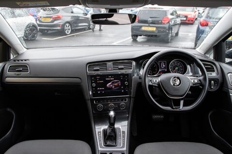 Volkswagen Golf MATCH EDITION TSI EVO DSG 3