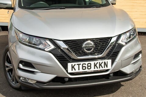 Nissan Qashqai DIG-T N-CONNECTA 10