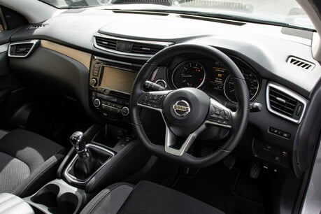 Nissan Qashqai DIG-T N-CONNECTA