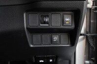 Nissan Qashqai DIG-T N-CONNECTA 16