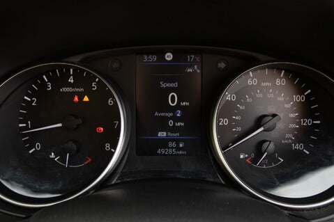 Nissan Qashqai DIG-T N-CONNECTA 15