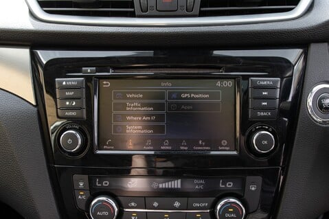 Nissan Qashqai DIG-T N-CONNECTA 25