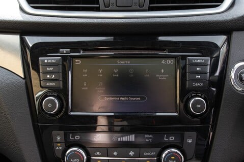 Nissan Qashqai DIG-T N-CONNECTA 26