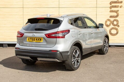 Nissan Qashqai DIG-T N-CONNECTA 2