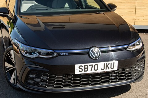 Volkswagen Golf GTE DSG 10