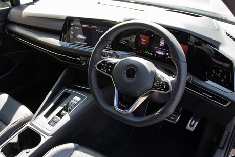 Volkswagen Golf GTE DSG