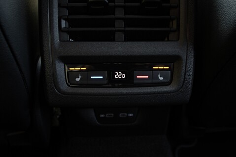 Volkswagen Golf GTE DSG 36