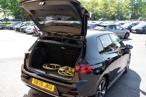 Volkswagen Golf GTE DSG 37