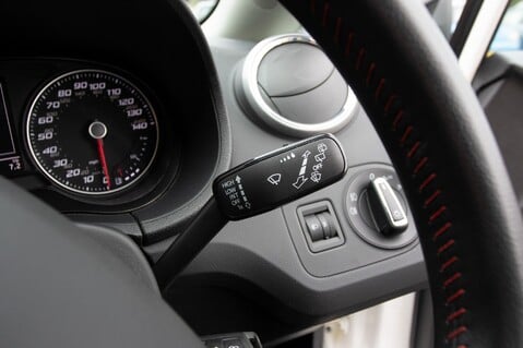 SEAT Ibiza TSI FR TECHNOLOGY 18