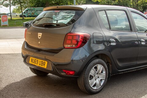 Dacia Sandero COMFORT TCE 8