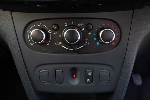 Dacia Sandero COMFORT TCE 32