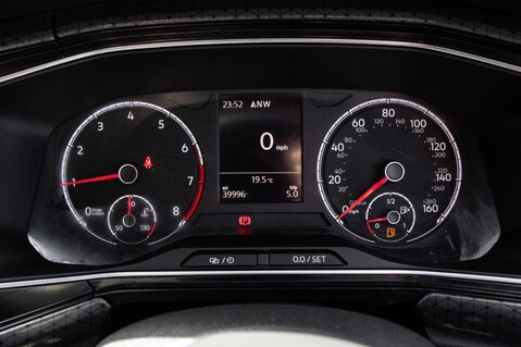 Volkswagen T-Cross SEL TSI 15