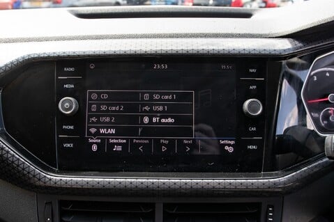 Volkswagen T-Cross SEL TSI 24