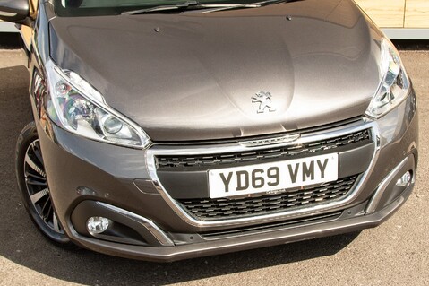 Peugeot 208 S/S TECH EDITION 11