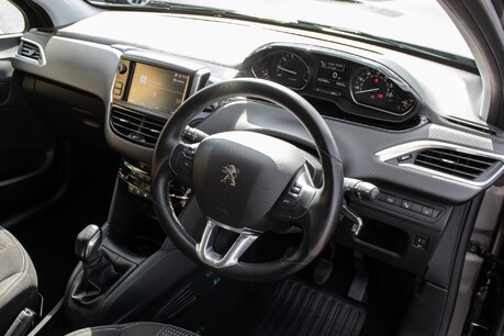 Peugeot 208 S/S TECH EDITION