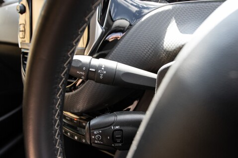 Peugeot 208 S/S TECH EDITION 17
