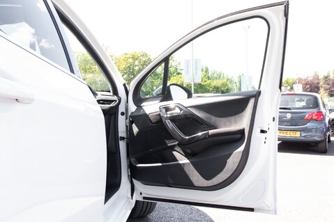 Peugeot 208 ALLURE PREMIUM 14