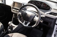 Peugeot 208 ALLURE PREMIUM 4