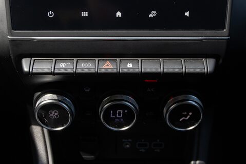Renault Captur EVOLUTION TCE MHEV 33