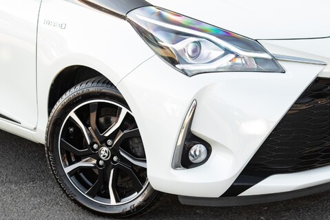 Toyota Yaris VVT-I BI-TONE 10