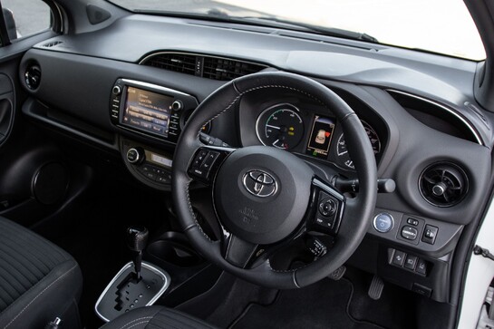 Toyota Yaris VVT-I BI-TONE