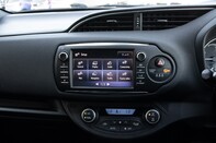 Toyota Yaris VVT-I BI-TONE 24