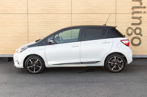 Toyota Yaris VVT-I BI-TONE 13