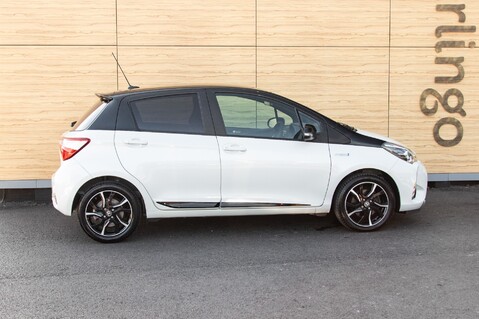 Toyota Yaris VVT-I BI-TONE 12