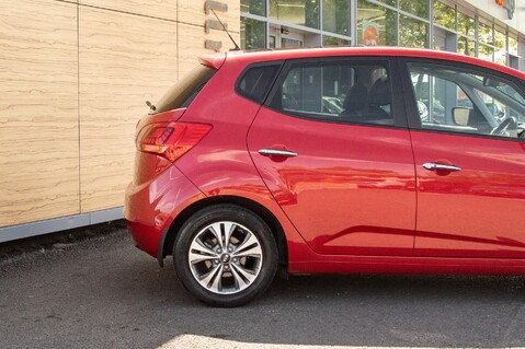 Kia Venga 4 7