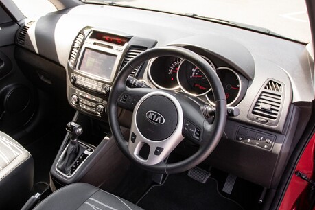 Kia Venga 4