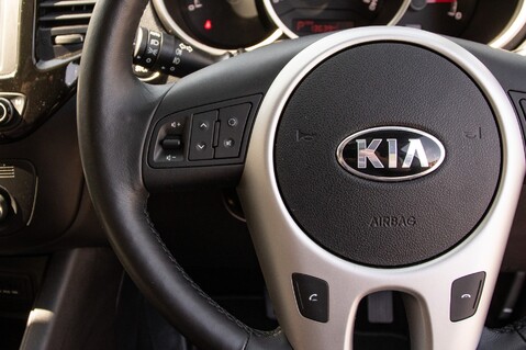 Kia Venga 4 19