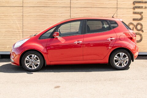 Kia Venga 4 13