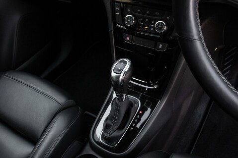 Vauxhall Mokka X ELITE NAV 29