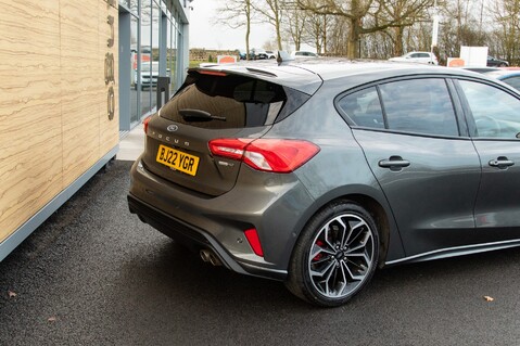 Ford Focus ST-LINE X EDITION MHEV 8
