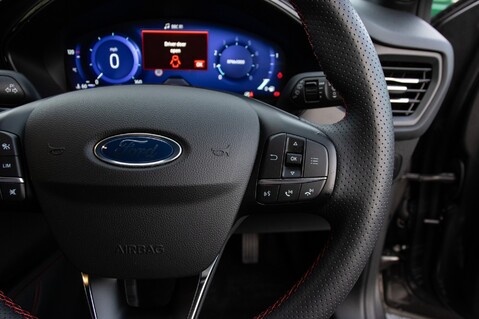 Ford Focus ST-LINE X EDITION MHEV 20
