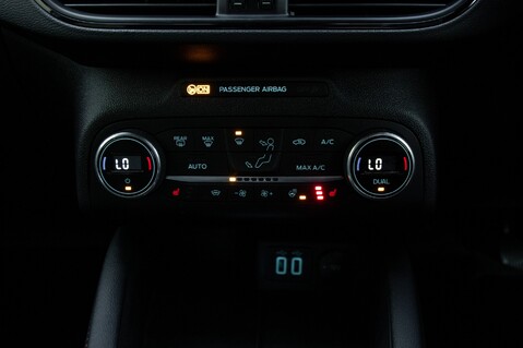 Ford Focus ST-LINE X EDITION MHEV 31