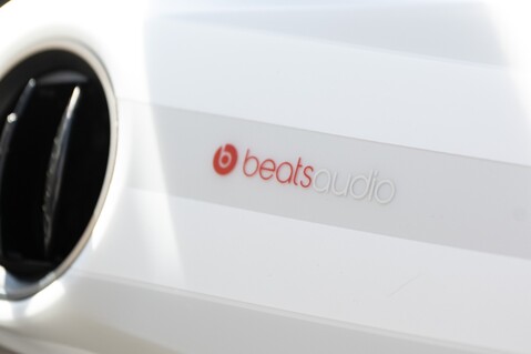 Volkswagen Up UP BY BEATS 15