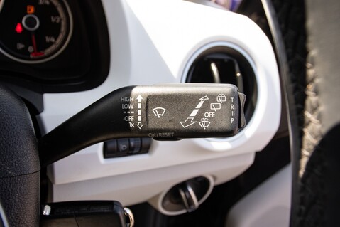 Volkswagen Up UP BY BEATS 19