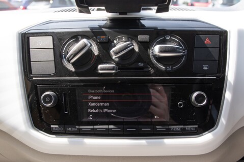 Volkswagen Up UP BY BEATS 25