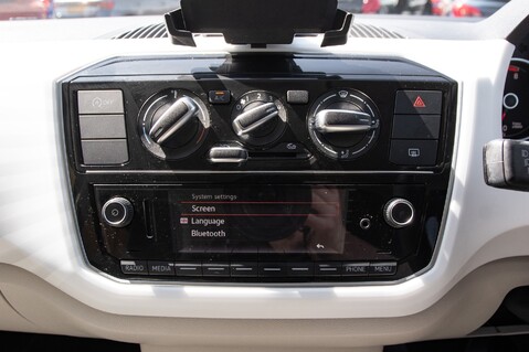 Volkswagen Up UP BY BEATS 29