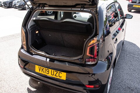 Volkswagen Up UP BY BEATS 34