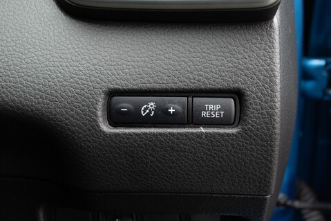 Nissan Qashqai DIG-T N-CONNECTA 16