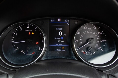 Nissan Qashqai DIG-T N-CONNECTA 22